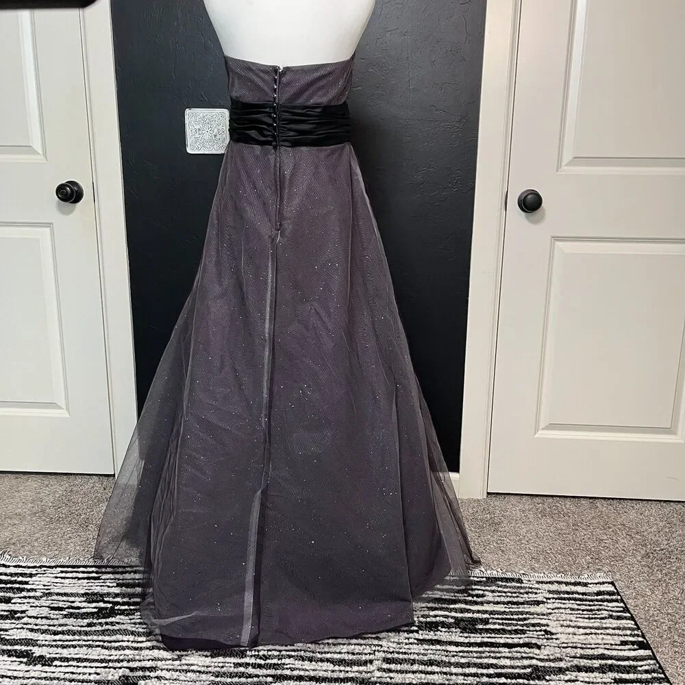 Disney Fairy Tale Weddings by Alfred Angelo – Royal Maidens Gown – Size 16 - Picture 4 of 14